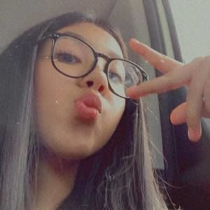 Meet your Posher, Isabel